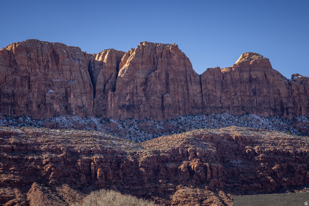 4690  LUNA CIR Moab, UT 84532