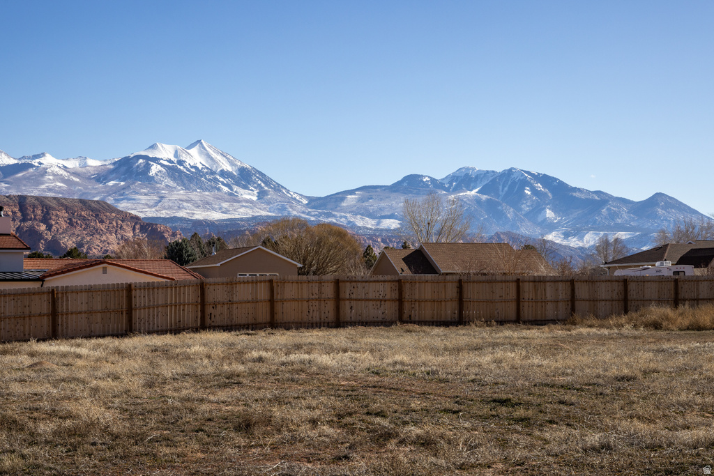 4690  LUNA CIR Moab, UT 84532