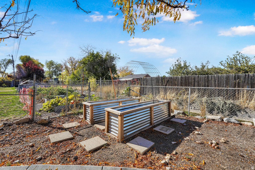 917 N GARDEN DR Orem, UT 84057