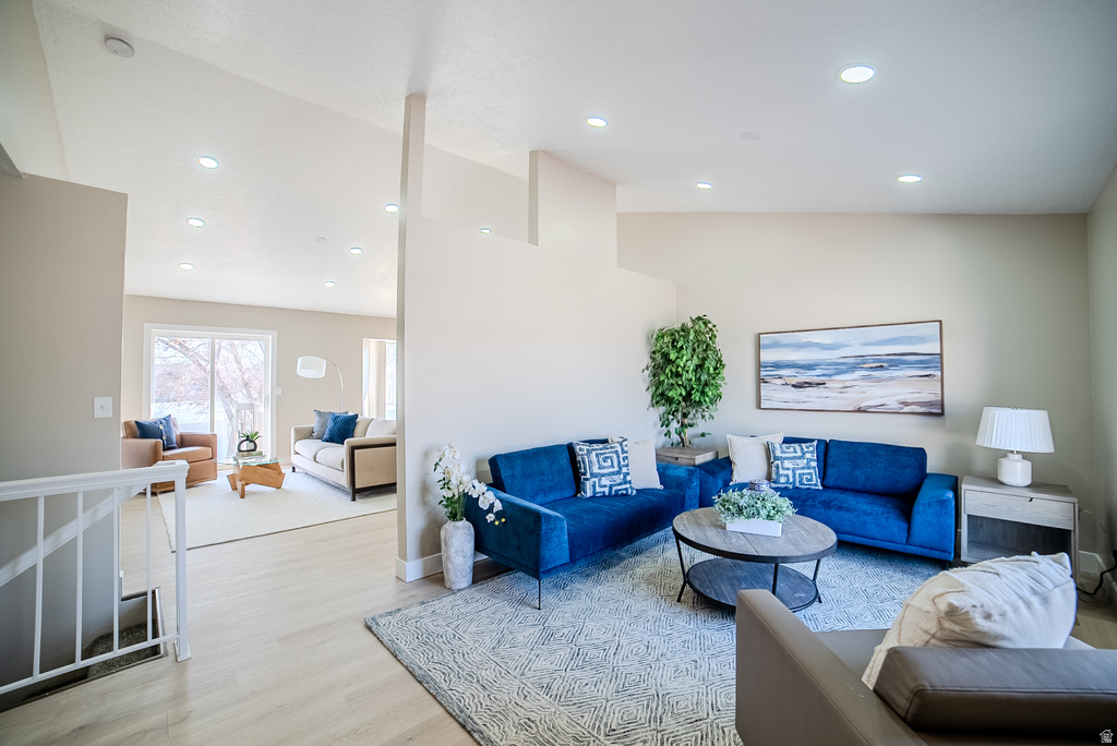 3045 S FERNBUSH DR Magna, UT 84044