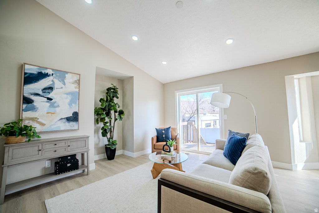 3045 S FERNBUSH DR Magna, UT 84044