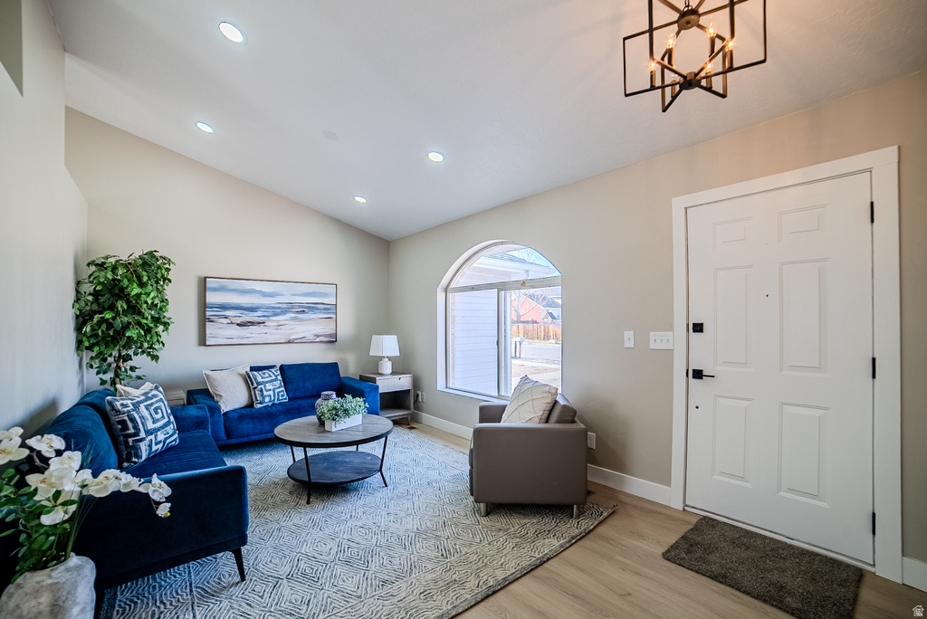 3045 S FERNBUSH DR Magna, UT 84044