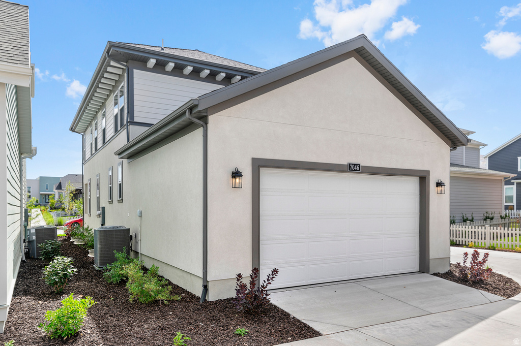 7046 W SWANSEA DR South Jordan, UT 84009