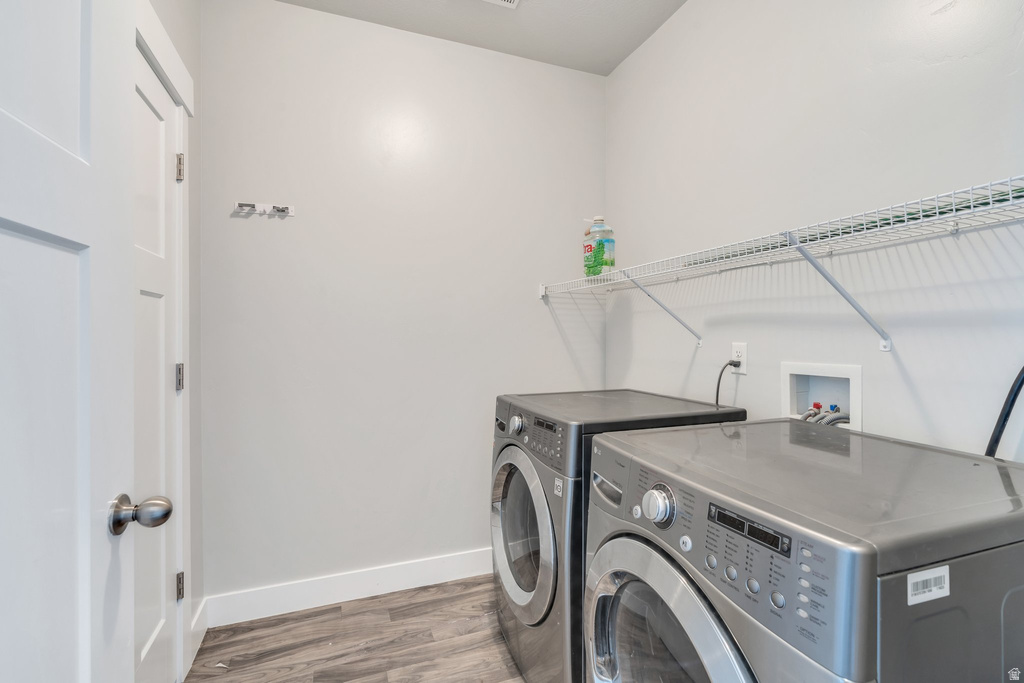 108 W SEASONS DR Vineyard, UT 84059