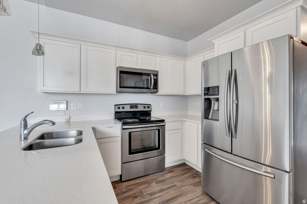 108 W SEASONS DR Vineyard, UT 84059