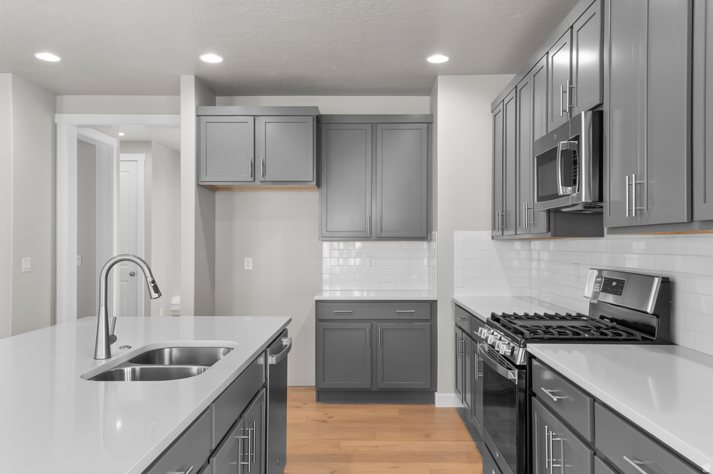 11174 S FORDMAN WAY South Jordan, UT 84009