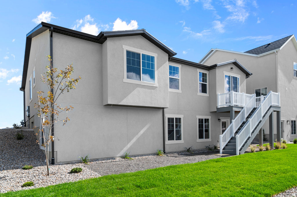 2554 S SINBAD WAY Magna, UT 84044