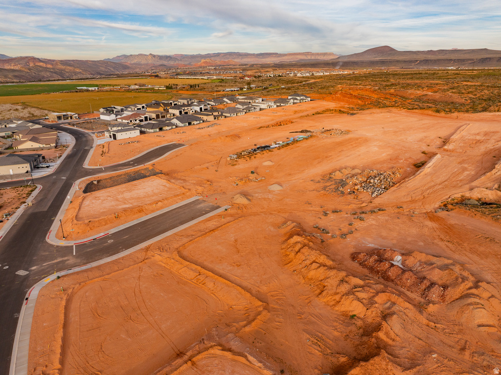 68  LOT SAND HOLLOW VLG Hurricane, UT 84737