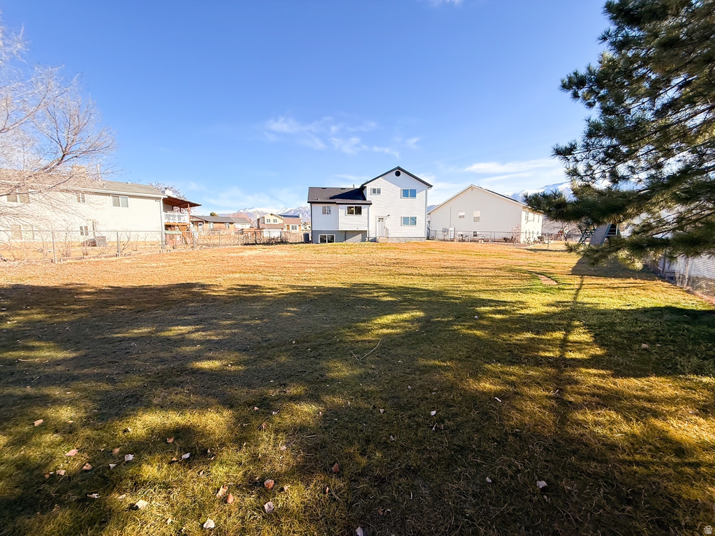 247 W 1925 N Layton, UT 84041