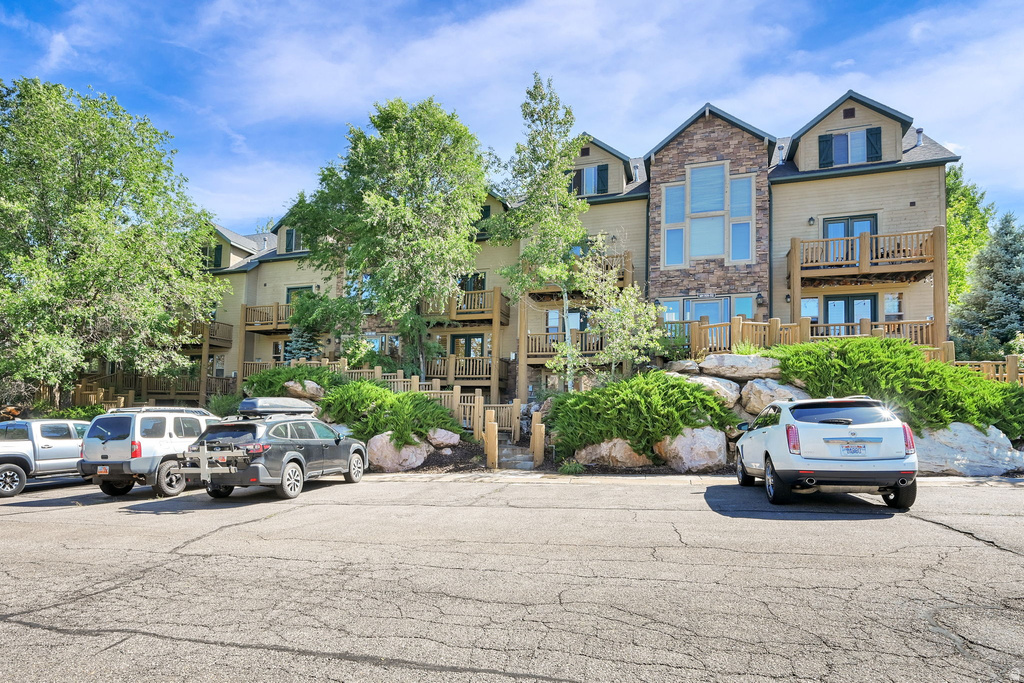 5060 E LAKEVIEW DR #1109 Eden, UT 84310