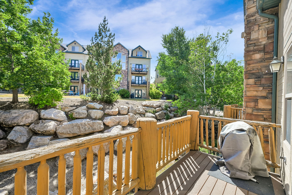 5060 E LAKEVIEW DR #1109 Eden, UT 84310