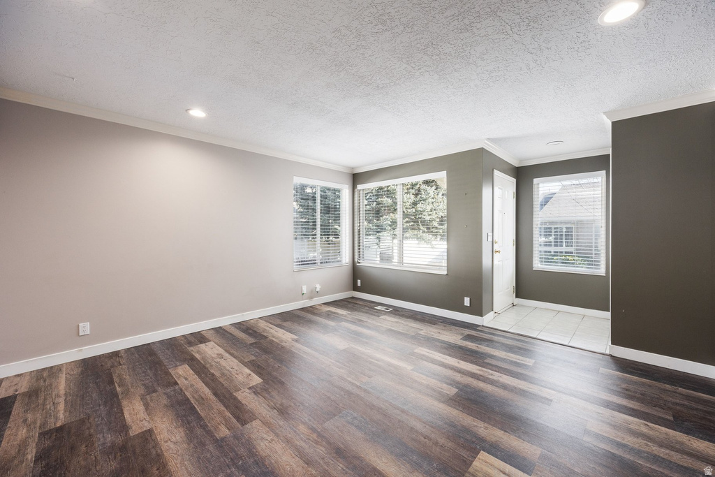 1598 W CORNERSTONE DR South Jordan, UT 84095