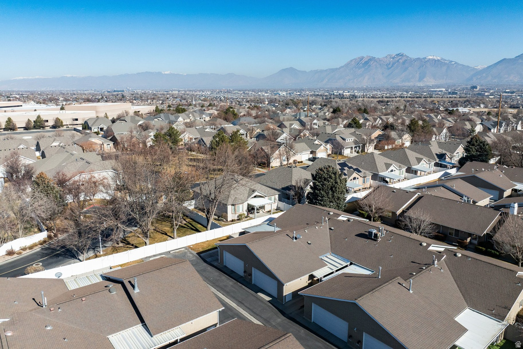 1598 W CORNERSTONE DR South Jordan, UT 84095