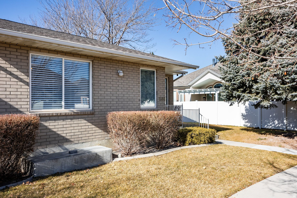 1598 W CORNERSTONE DR South Jordan, UT 84095