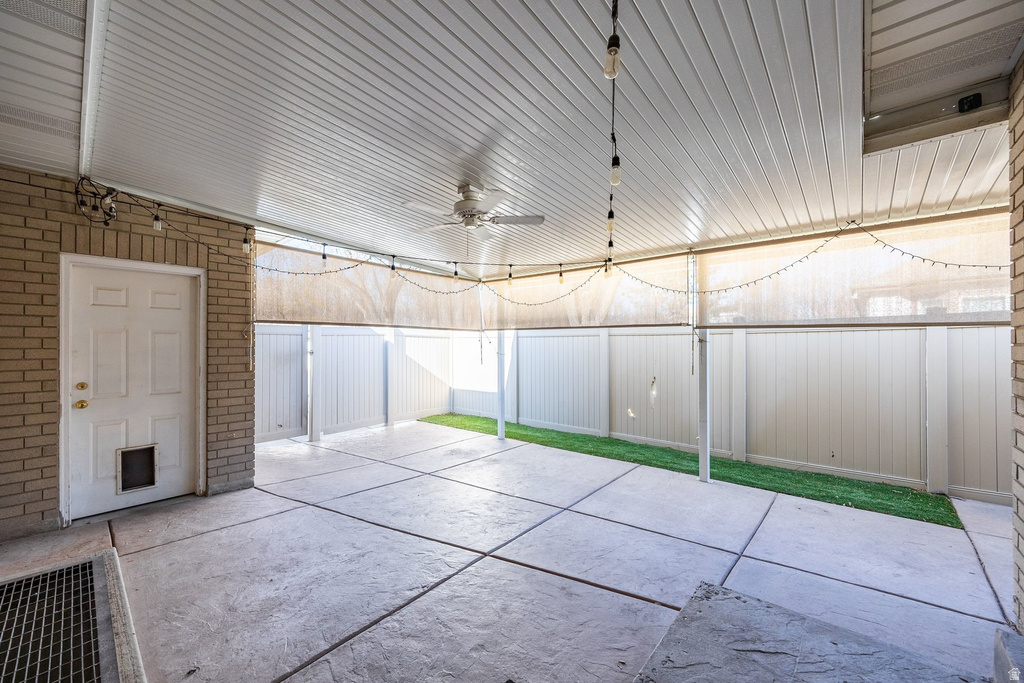 1598 W CORNERSTONE DR South Jordan, UT 84095