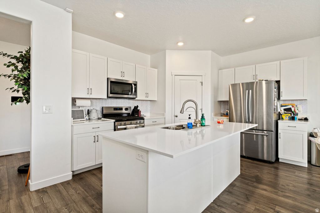 242 N MANDALYN WAY Saratoga Springs, UT 84045