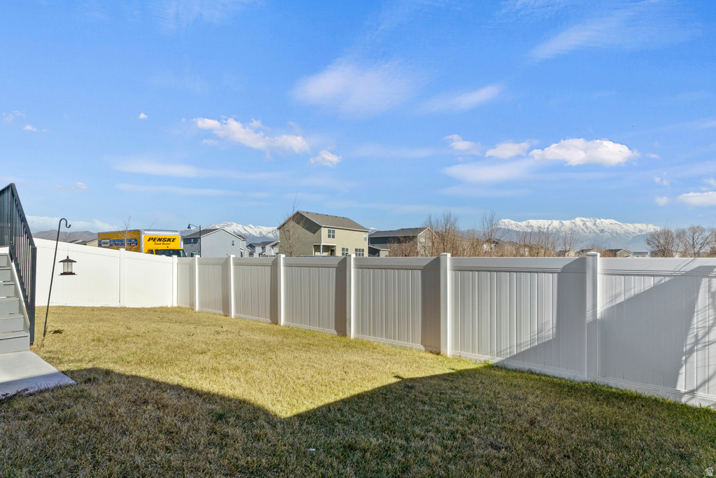 242 N MANDALYN WAY Saratoga Springs, UT 84045