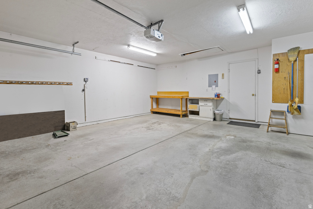 904 E 5650 S South Ogden, UT 84405