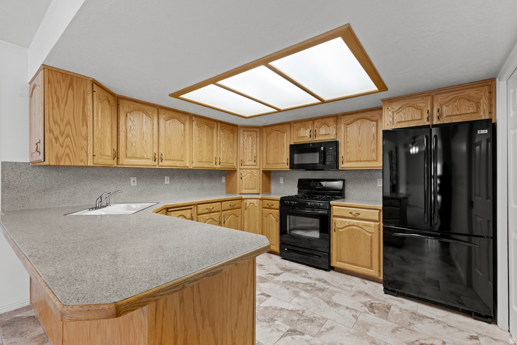 904 E 5650 S South Ogden, UT 84405