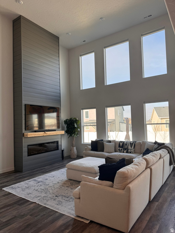 1964 S 2050 W Woods Cross, UT 84087