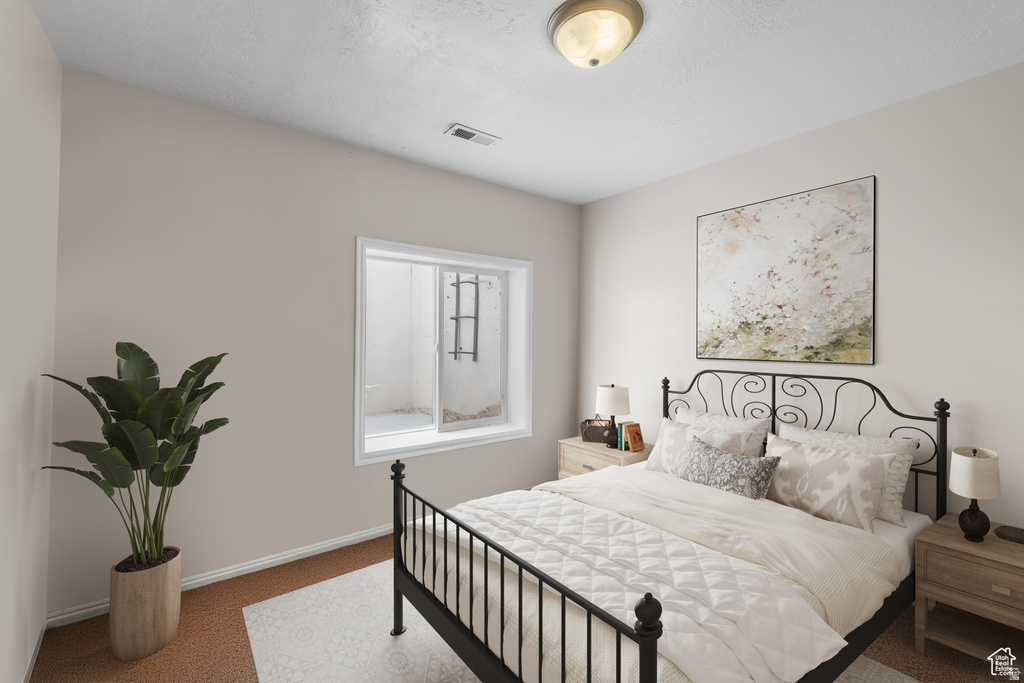 7819 S SPRUCE TREE LN Sandy, UT 84094