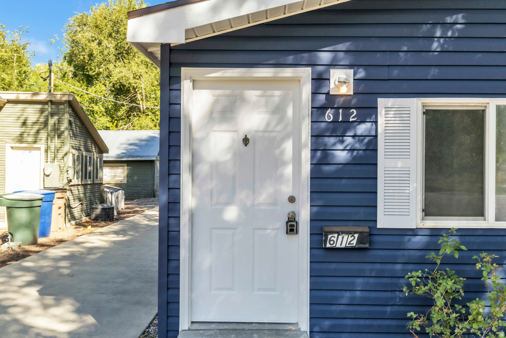 612 W 200 N Salt Lake City, UT 84116