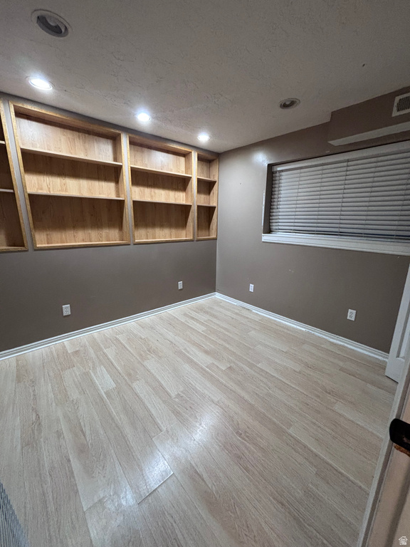 1876 W 2400 S Syracuse, UT 84075