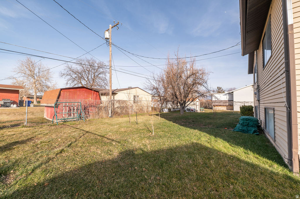 1876 W 2400 S Syracuse, UT 84075