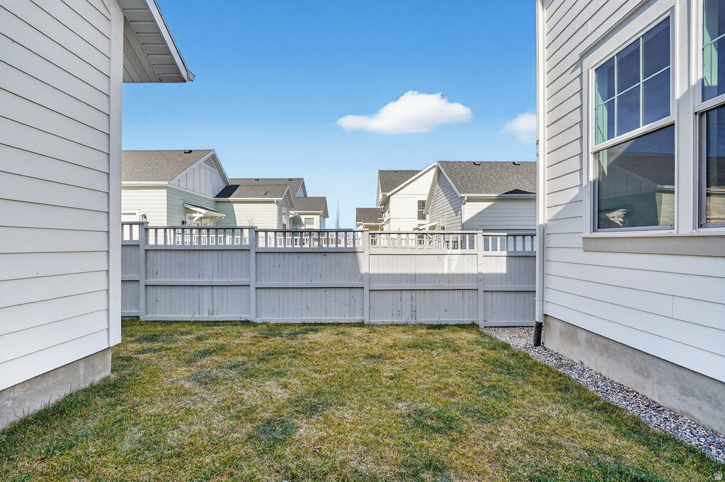 11484 S PEBBLE POND RD South Jordan, UT 84009