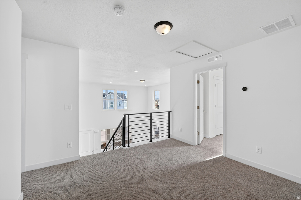 11484 S PEBBLE POND RD South Jordan, UT 84009