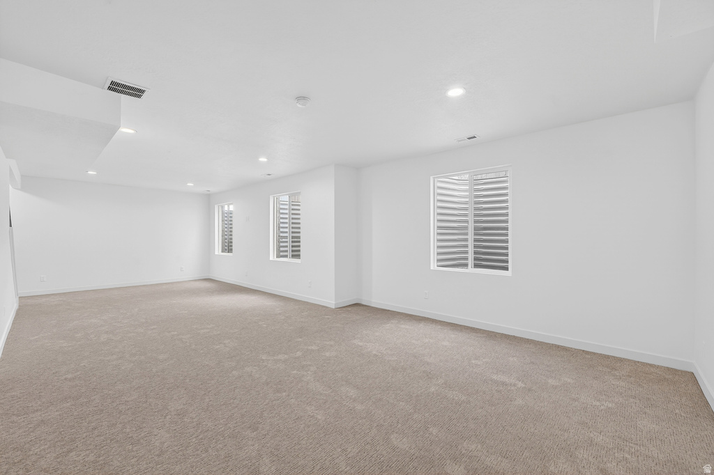 11484 S PEBBLE POND RD South Jordan, UT 84009