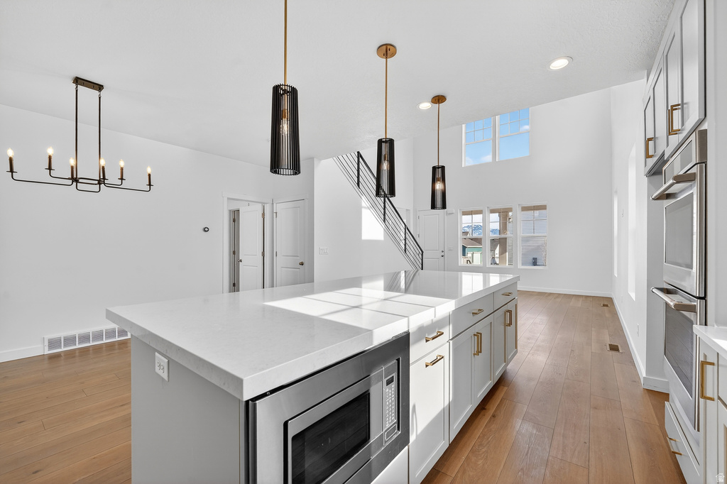 11484 S PEBBLE POND RD South Jordan, UT 84009