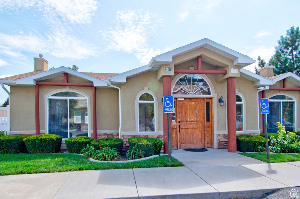 6712 S PINES POINT WAY West Jordan, UT 84084