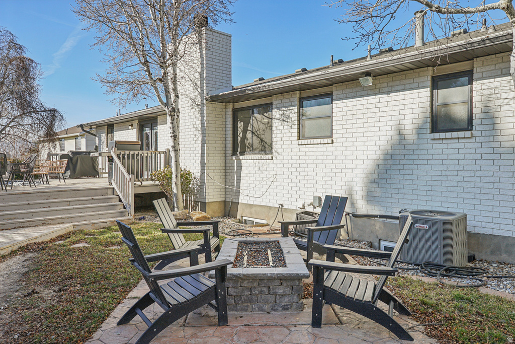 222 E CLEAR CREEK DR Sandy, UT 84070