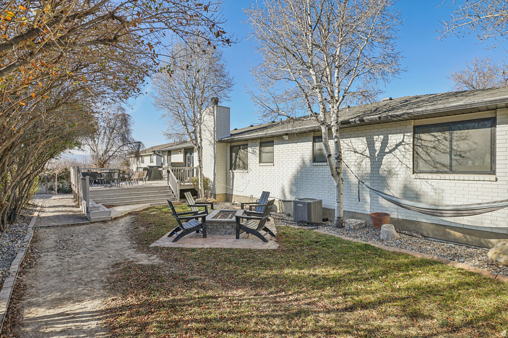 222 E CLEAR CREEK DR Sandy, UT 84070