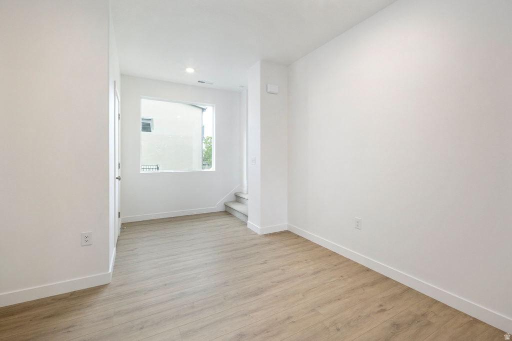 1641 E MEETINGHOUSE CT #4-103 Millcreek, UT 84124