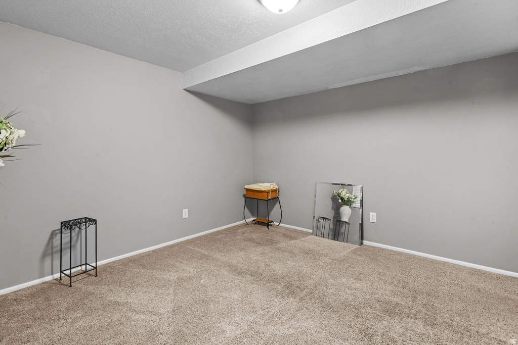 4650 S CHAPEL DR Holladay, UT 84117