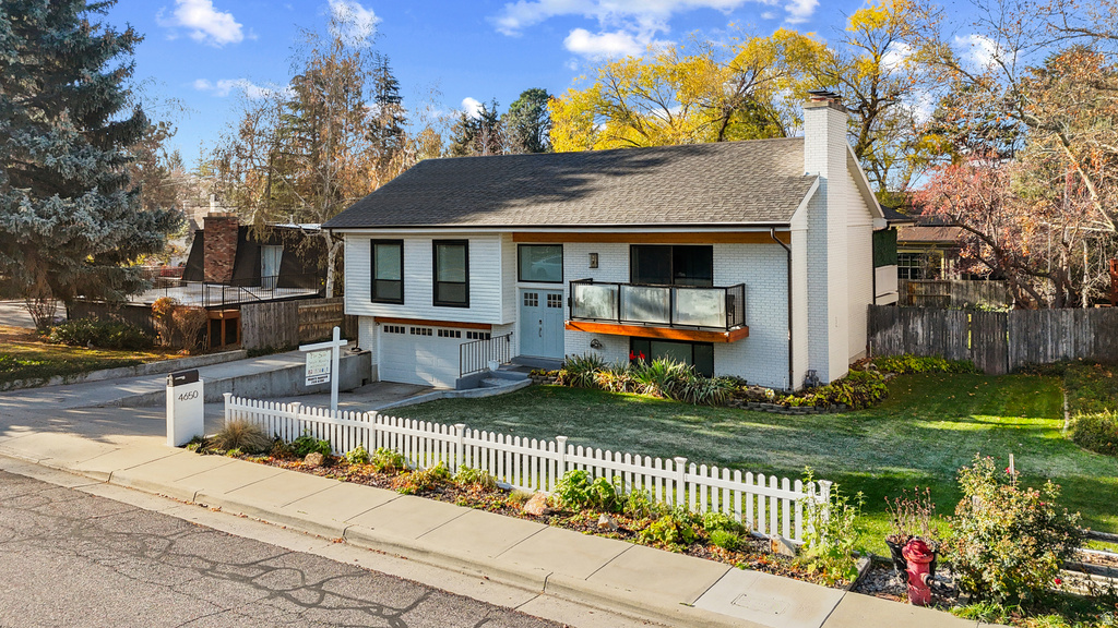 4650 S CHAPEL DR Holladay, UT 84117