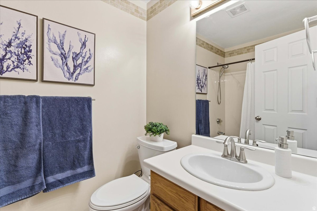 8715 S 4870 W West Jordan, UT 84081