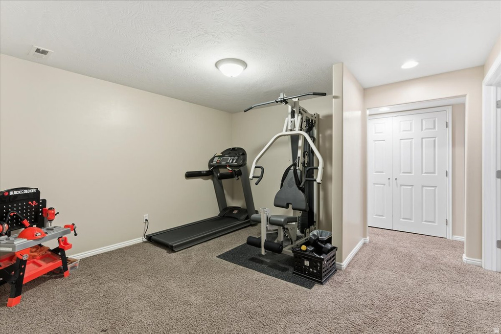 8715 S 4870 W West Jordan, UT 84081