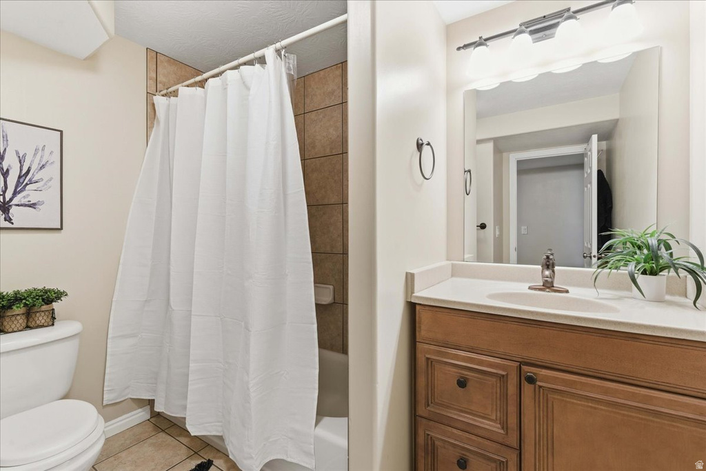 8715 S 4870 W West Jordan, UT 84081