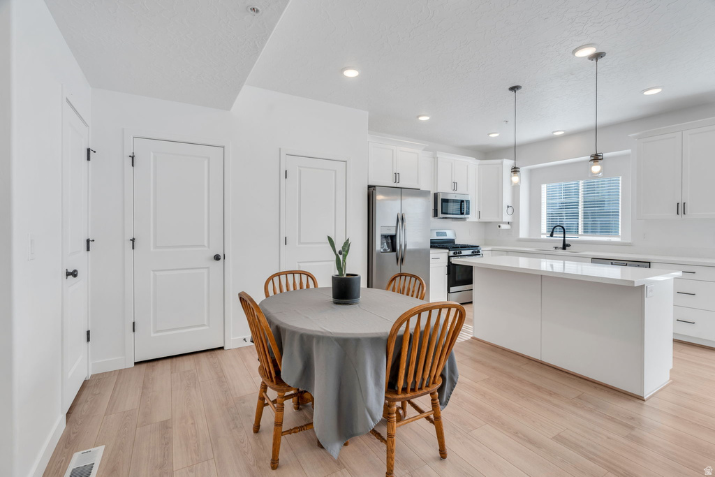 4208 W CAMP FLOYD CT #462 Riverton, UT 84096