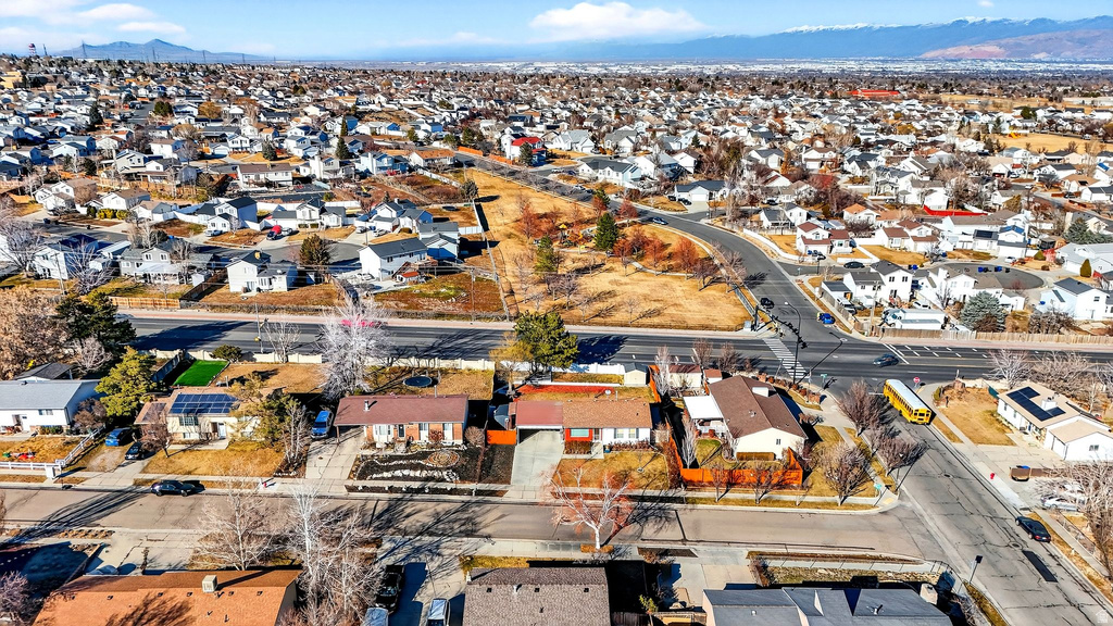 5382 W NORTHLILAC AVE West Jordan, UT 84081