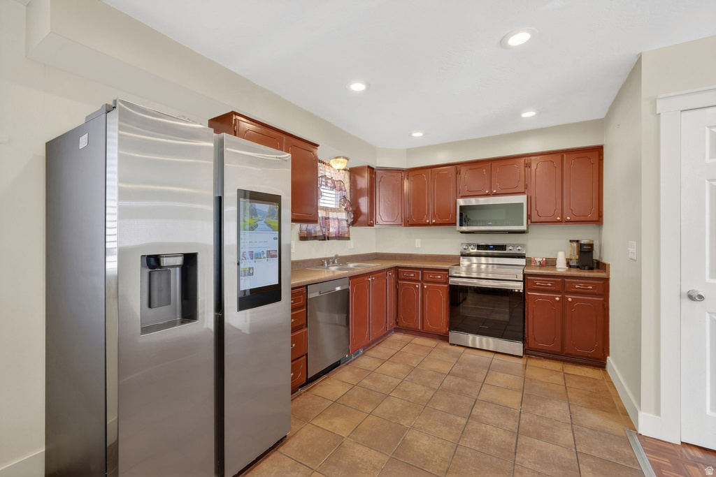 5382 W NORTHLILAC AVE West Jordan, UT 84081