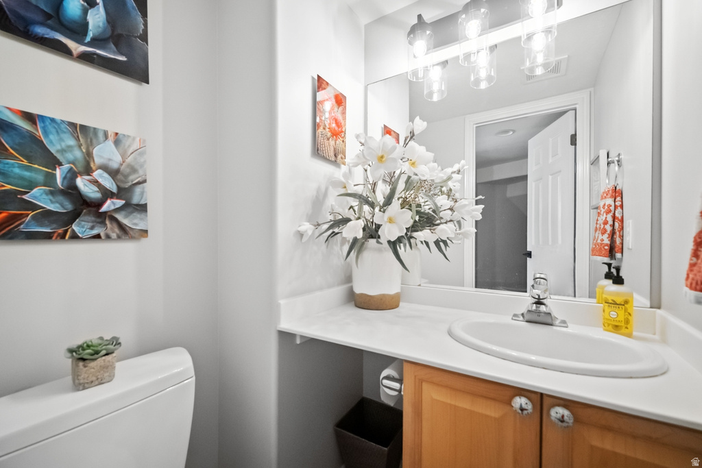 9092 S ENCHANTED OAK LN Sandy, UT 84094