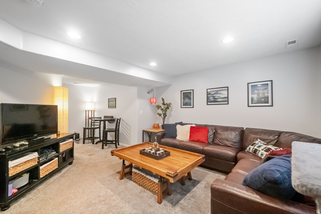 9092 S ENCHANTED OAK LN Sandy, UT 84094