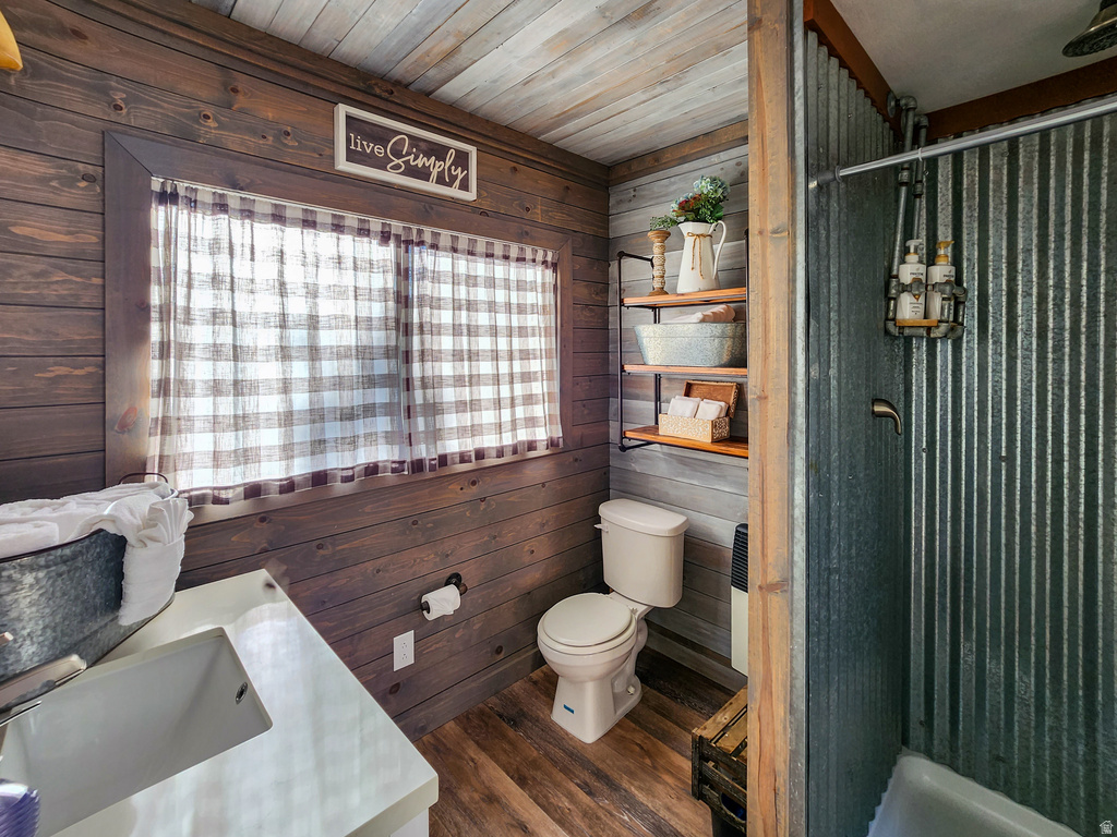 95 S WHITE OAK ST Orderville, UT 84758