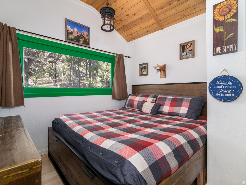 95 S WHITE OAK ST Orderville, UT 84758