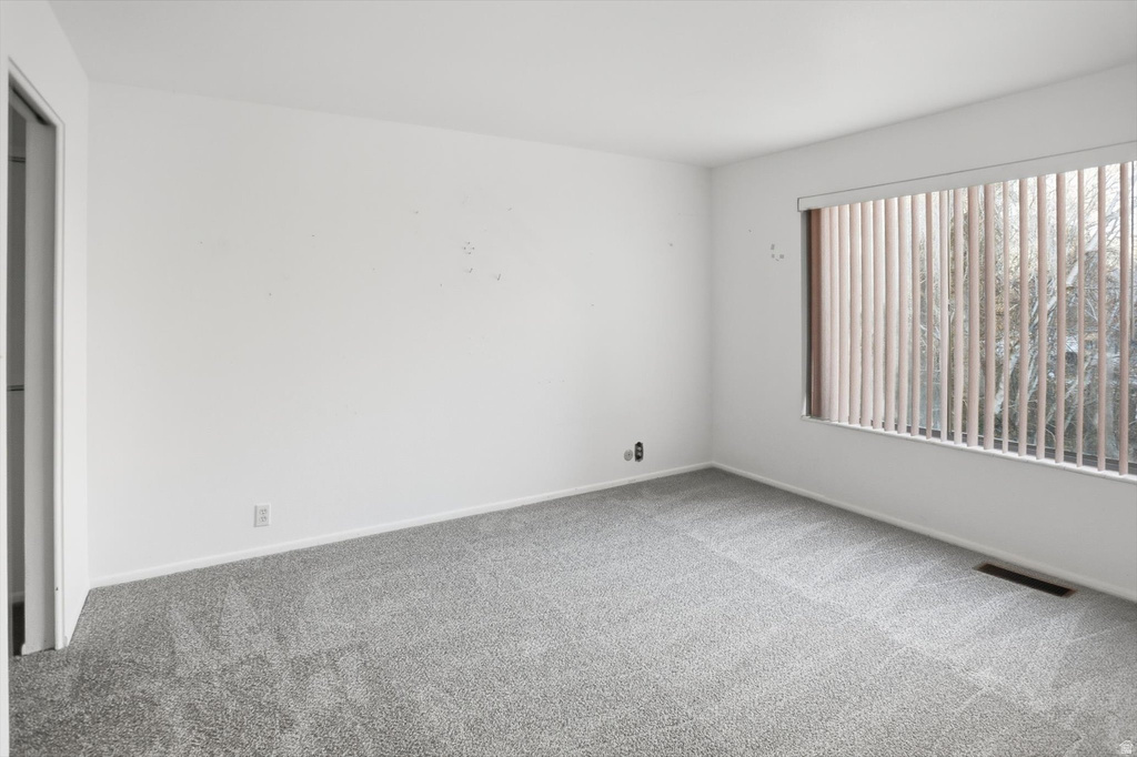 6847 S COUNTRYWOODS CIR #18F Midvale, UT 84047