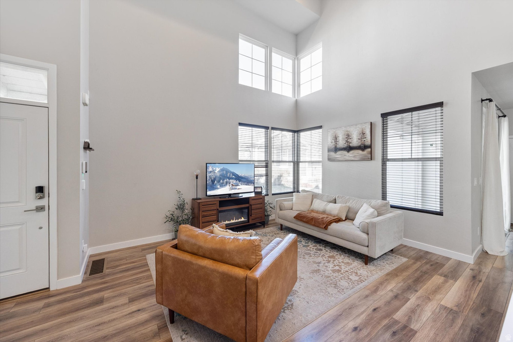 10363 S SILVER MINE RD South Jordan, UT 84009